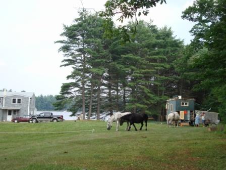 7-20-08 Shakedown Cruise Girls Grazing with Lake